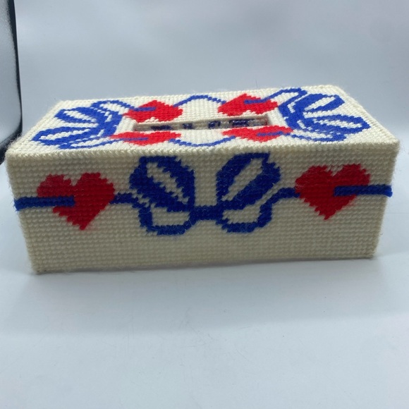 Retro handmade Tissue Box Topper in Red, White, and Blue. - Picture 2 of 3